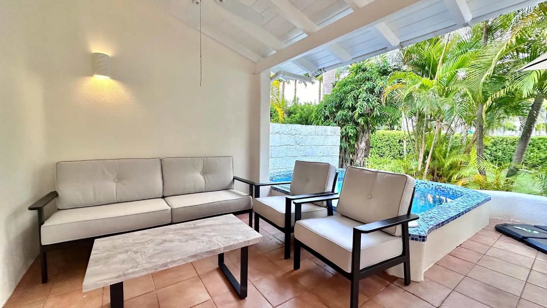 Villa 122 Sugar Hill Estate, Pools, Tennis, Gym, 5 Mins To Beach Saint James