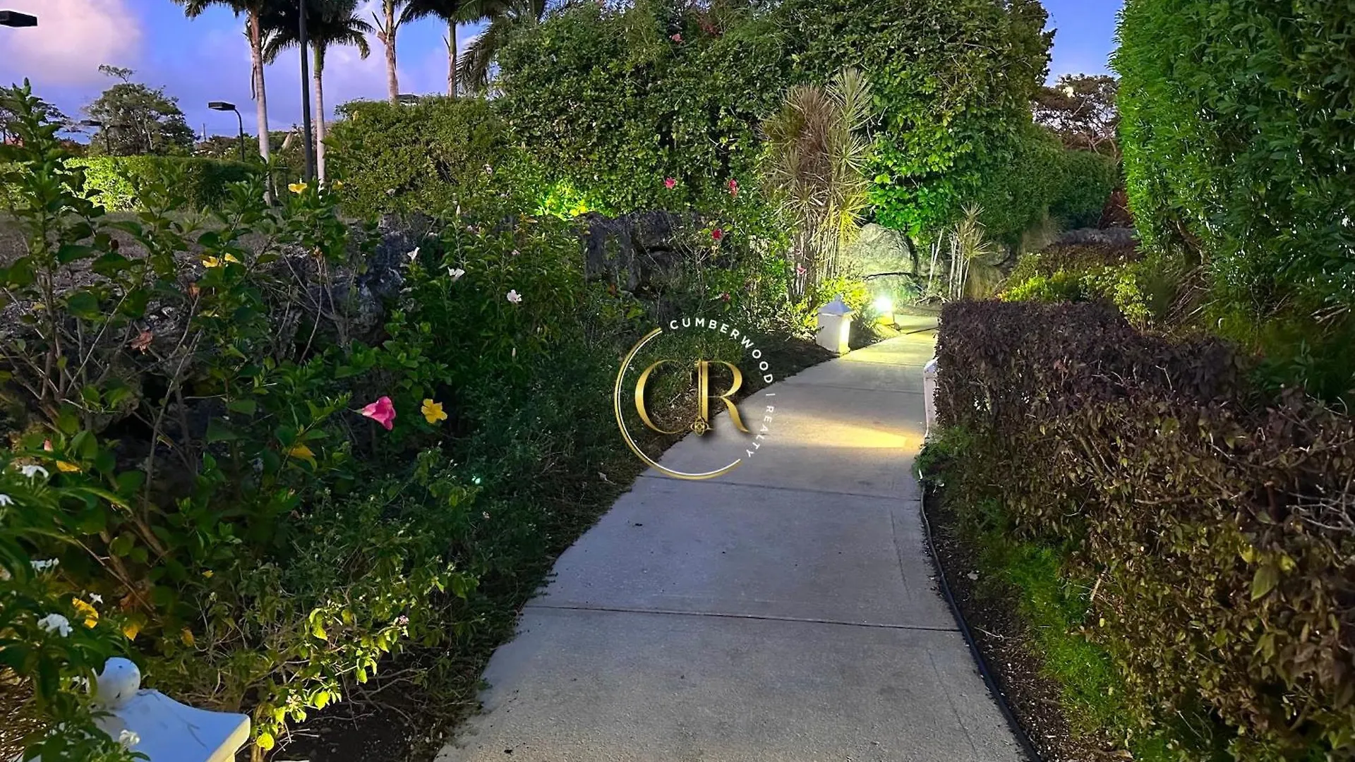 Villa 122 Sugar Hill Estate, Pools, Tennis, Gym, 5 Mins To Beach Saint James 0*,  Barbados