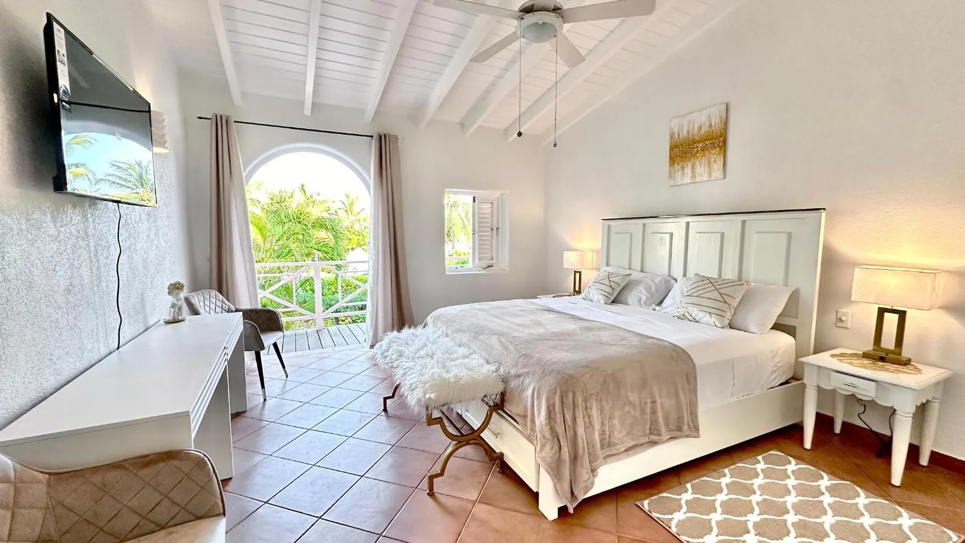 Villa 122 Sugar Hill Estate, Pools, Tennis, Gym, 5 Mins To Beach Saint James