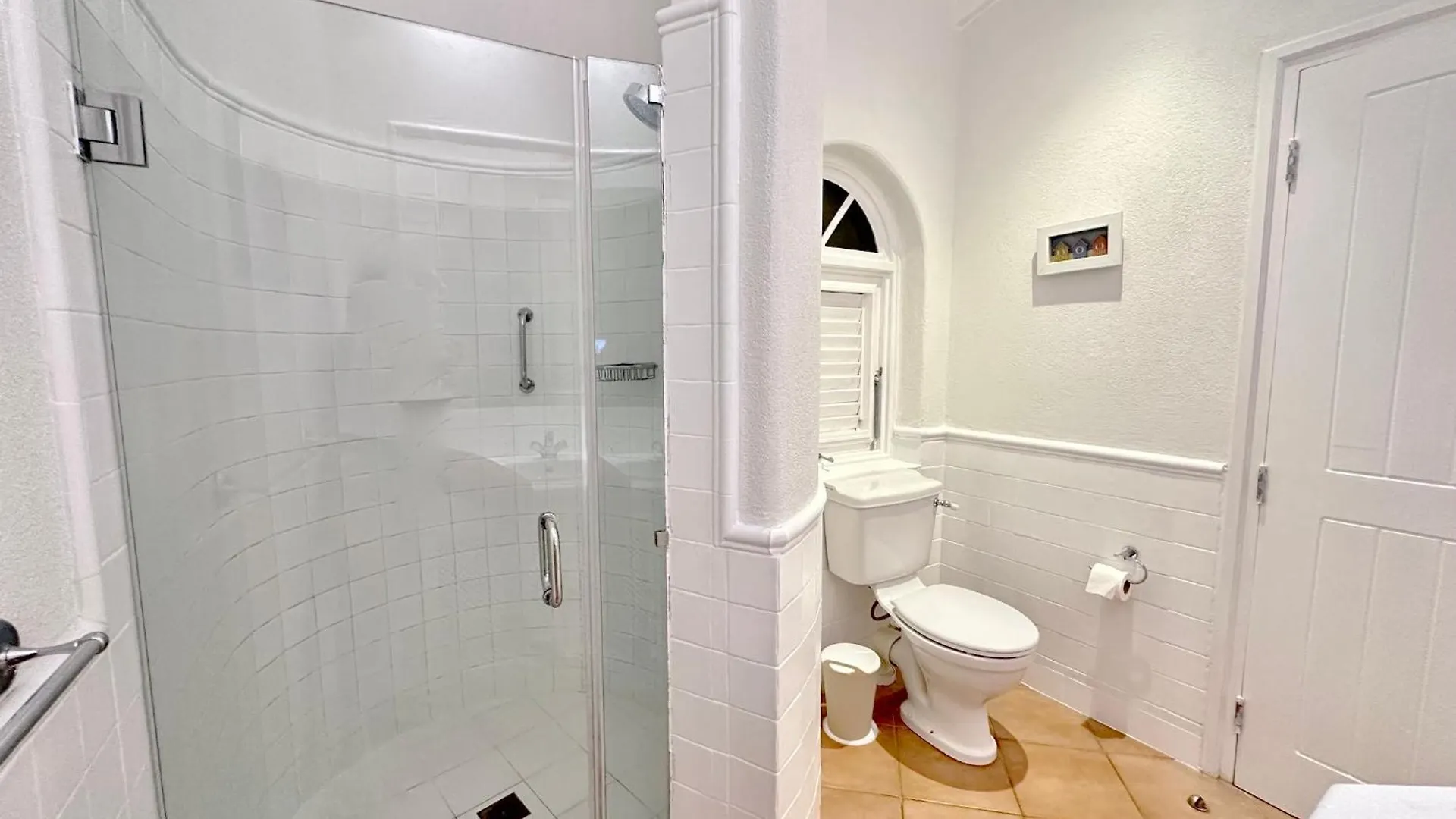 Villa 122 Sugar Hill Estate, Pools, Tennis, Gym, 5 Mins To Beach Saint James