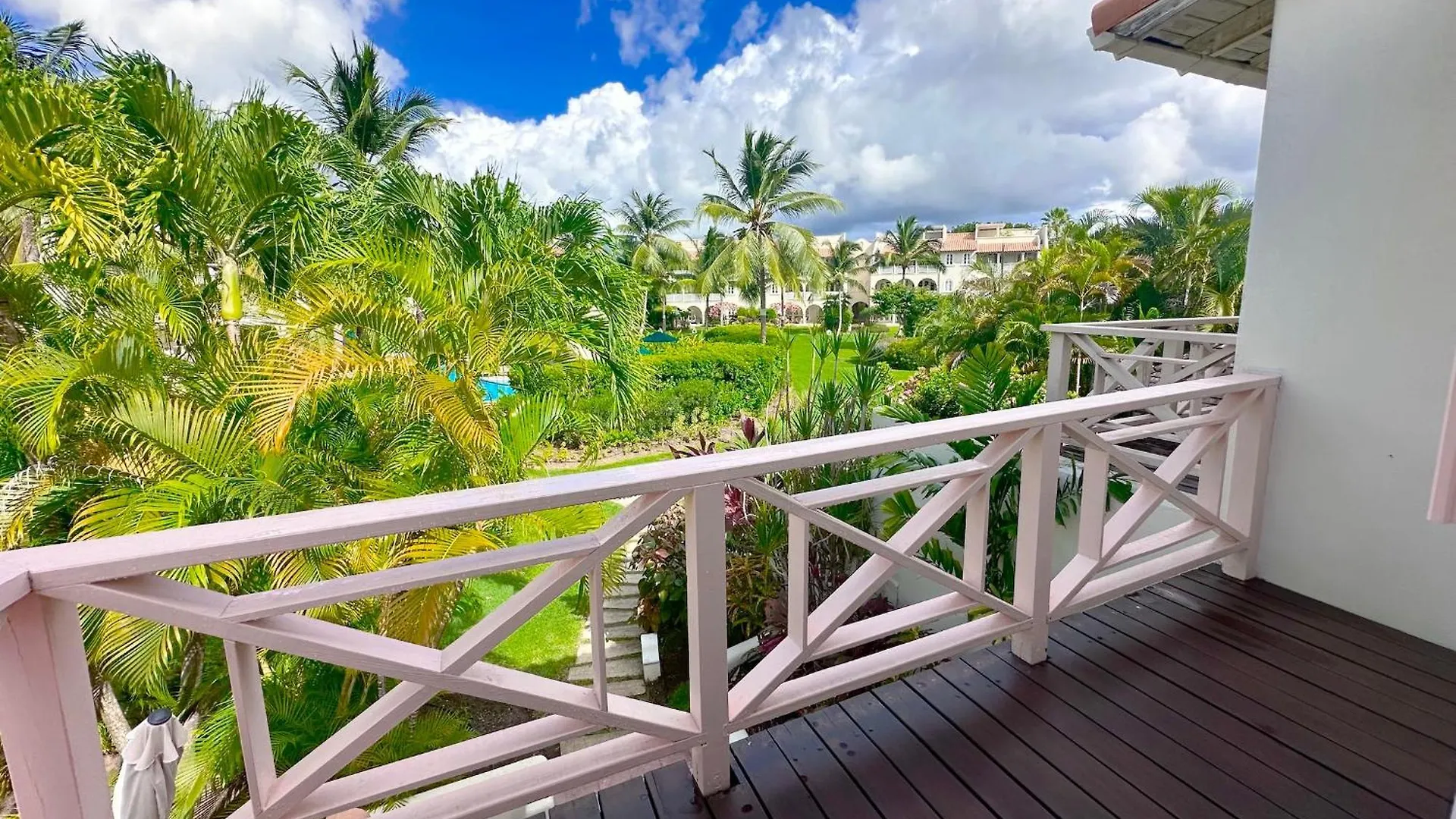 Villa 122 Sugar Hill Estate, Pools, Tennis, Gym, 5 Mins To Beach Saint James